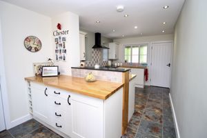 Kitchen/Diner- click for photo gallery